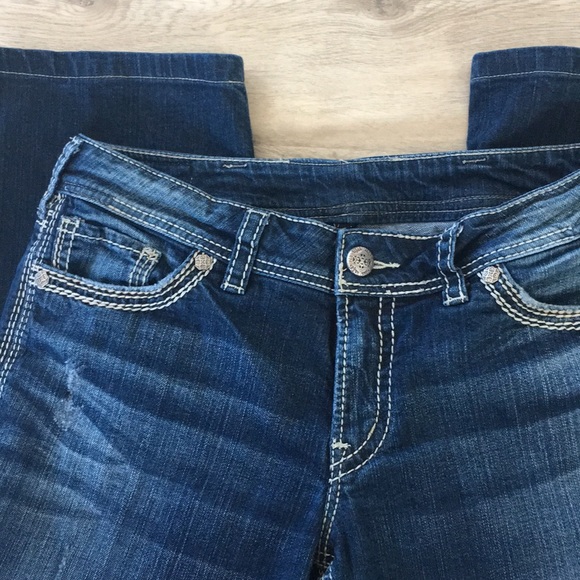 SOLD Silver Jeans Cropped! - Picture 3 of 8